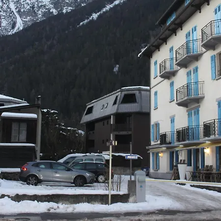 Le Savoisien * Chamonix