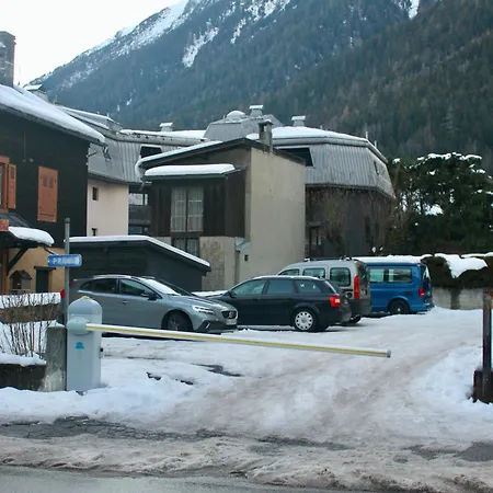 Le Savoisien * Chamonix